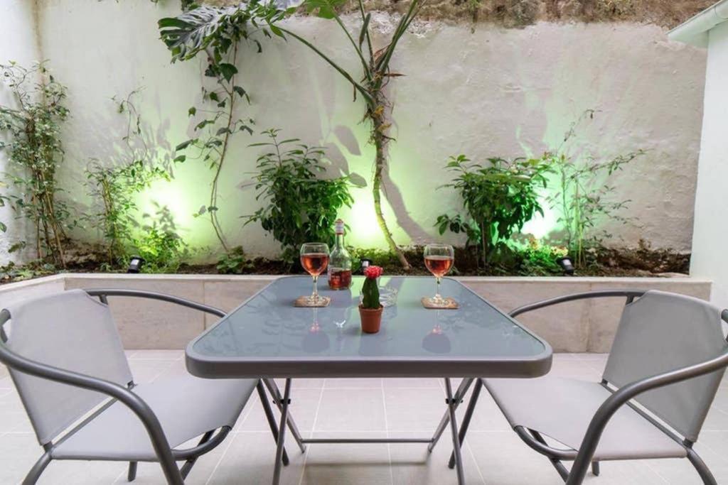 Brand New Aprt With Backyard In Lycabettus Hill ! Appartement Athene Buitenkant foto